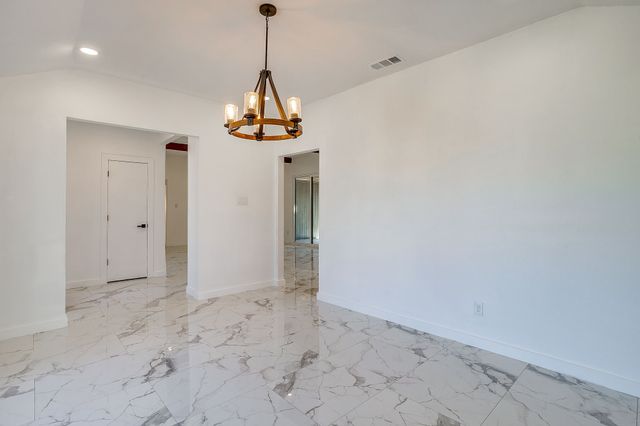 814 Nafus Street, Cedar Hill, TX 75104