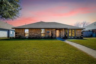 814 Nafus Street, Cedar Hill, TX 75104