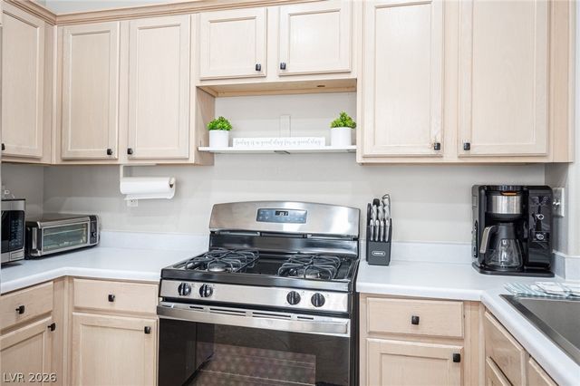 641 Solitude Point Avenue, Henderson, NV 89012