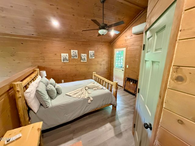 2211 Lake View Lane, Sevierville, TN 37876