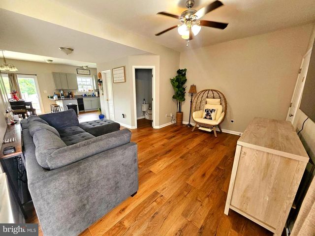 40 BEAULAH CT, Bunker Hill, WV 25413