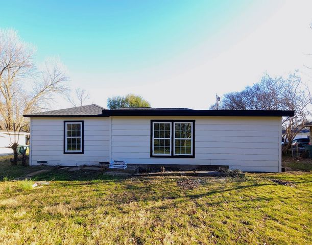 315 W Dexter Street, Sherman, TX 75092