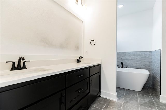 6605 SW High Meadow Boulevard, Bentonville, AR 72713