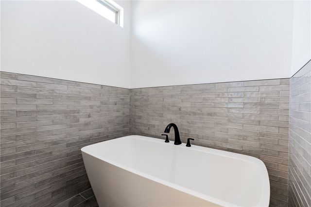 6605 SW High Meadow Boulevard, Bentonville, AR 72713