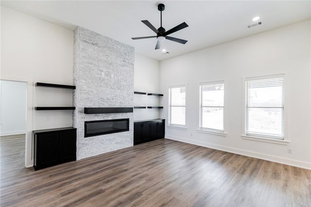 6605 SW High Meadow Boulevard, Bentonville, AR 72713