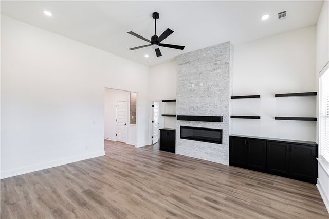 6605 SW High Meadow Boulevard, Bentonville, AR 72713