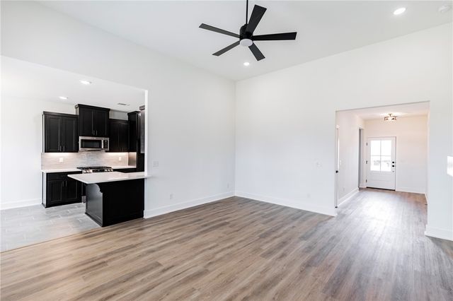 6605 SW High Meadow Boulevard, Bentonville, AR 72713