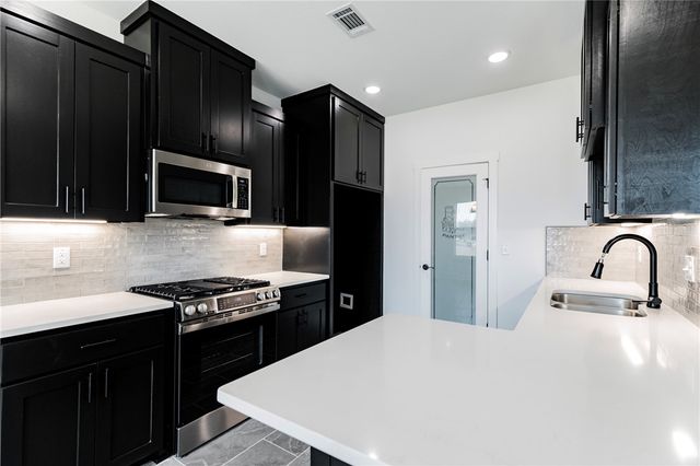 6605 SW High Meadow Boulevard, Bentonville, AR 72713