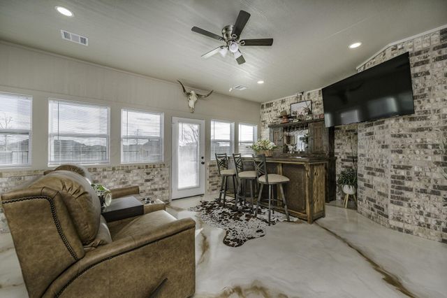 9711 JACOBS WELL Drive, Amarillo, TX 79119