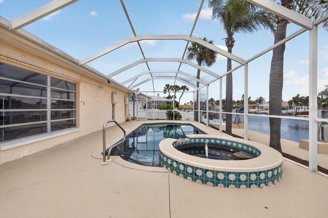 5110 PORPOISE PLACE, New Port Richey, FL 34652