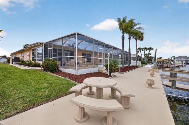 5110 PORPOISE PLACE, New Port Richey, FL 34652