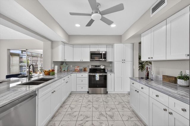 5110 PORPOISE PLACE, New Port Richey, FL 34652