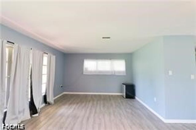150 Brooks RD, North Fort Myers, FL 33917