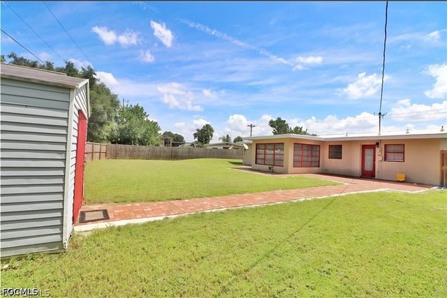 150 Brooks RD, North Fort Myers, FL 33917