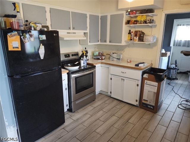 150 Brooks RD, North Fort Myers, FL 33917
