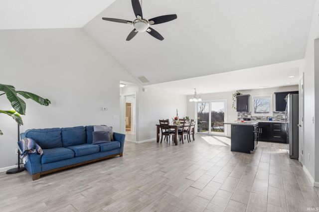 13658 Silk Tree Trail, Fort Wayne, IN 46814