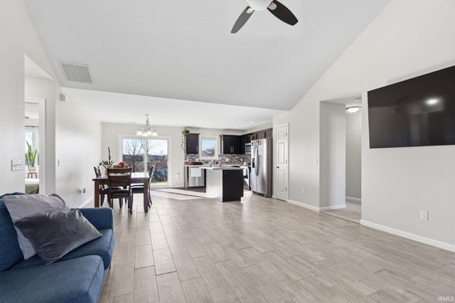 13658 Silk Tree Trail, Fort Wayne, IN 46814