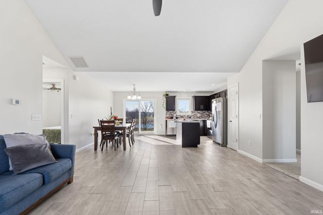 13658 Silk Tree Trail, Fort Wayne, IN 46814