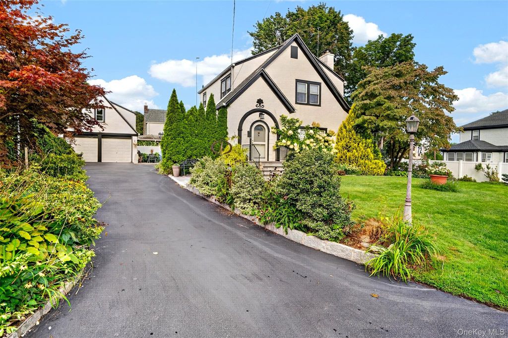 72 Hartsdale Road, Elmsford, NY 10523 — photo 2