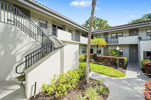 2650 COUNTRYSIDE BOULEVARD E 204, Clearwater, FL 33761