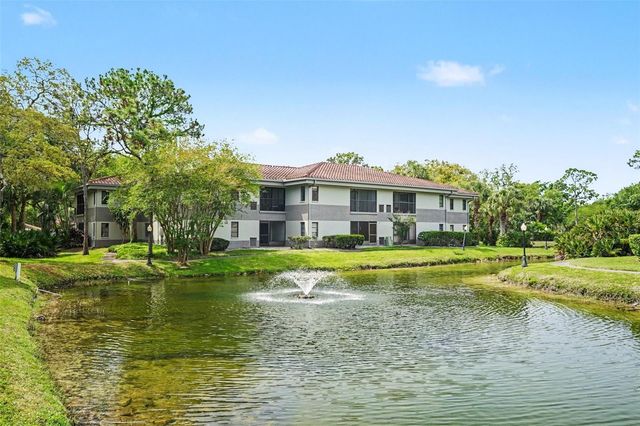 2650 COUNTRYSIDE BOULEVARD E 204, Clearwater, FL 33761