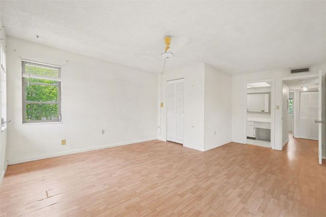 2650 COUNTRYSIDE BOULEVARD E 204, Clearwater, FL 33761