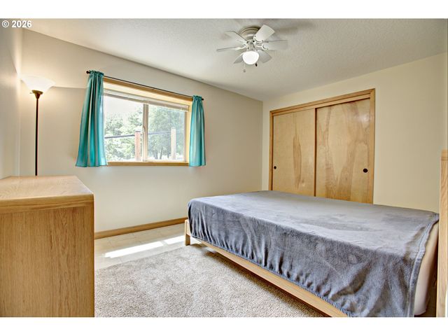 60300 Rays Way, St Helens, OR 97051
