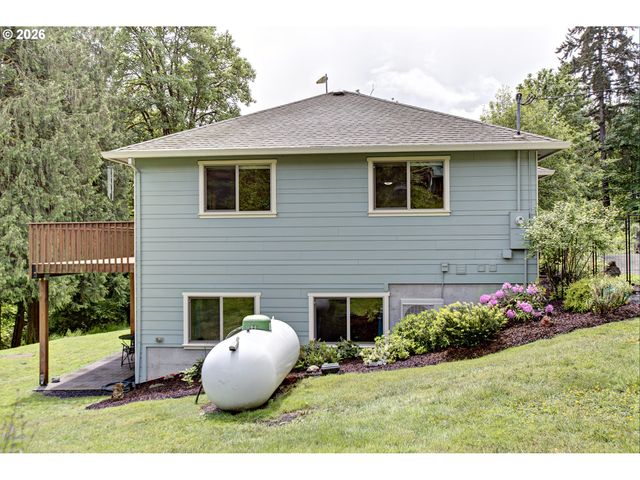 60300 Rays Way, St Helens, OR 97051