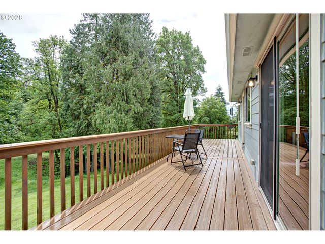60300 Rays Way, St Helens, OR 97051