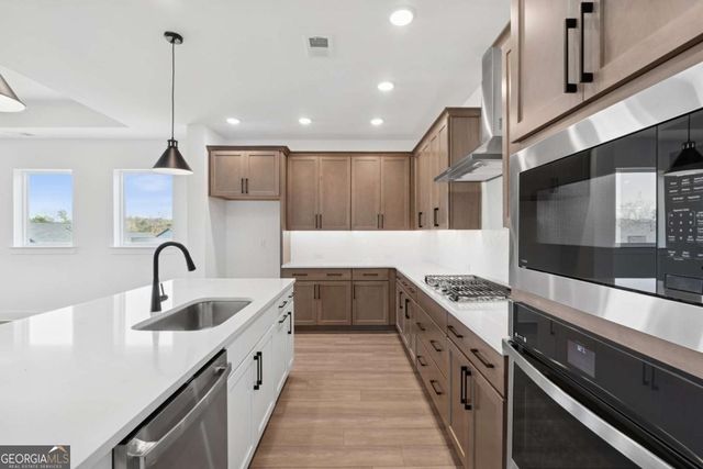 1049 Pine Bark Lane, Canton, GA 30114