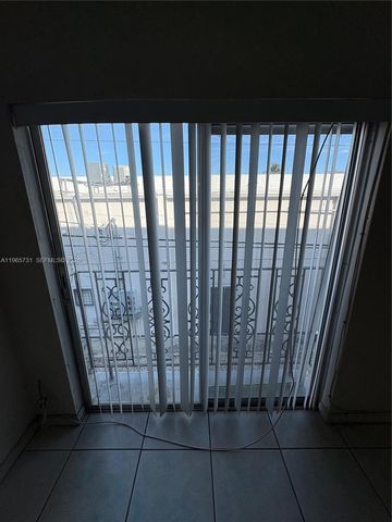 16215 NE 18th Ct 202, North Miami Beach, FL 33162