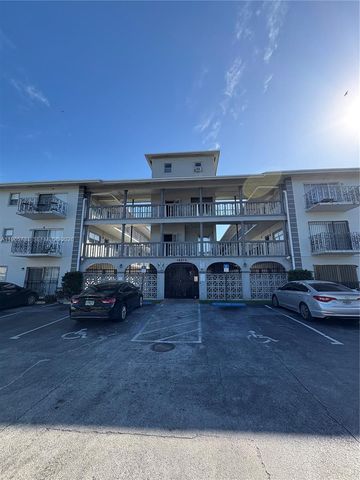 16215 NE 18th Ct 202, North Miami Beach, FL 33162