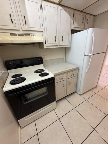 16215 NE 18th Ct 202, North Miami Beach, FL 33162