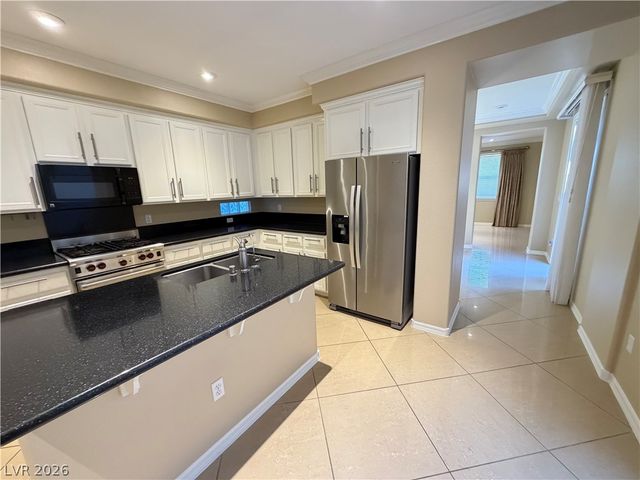 11398 Belmont Lake Drive 102, Las Vegas, NV 89135