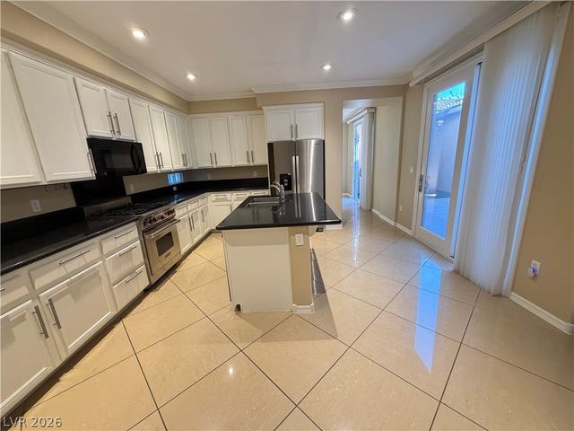 11398 Belmont Lake Drive 102, Las Vegas, NV 89135