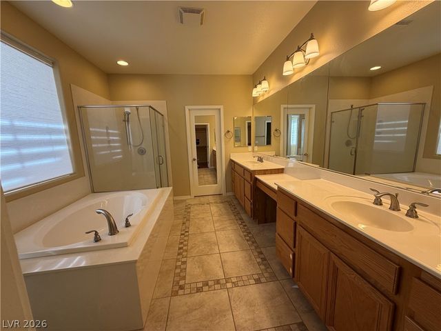 11398 Belmont Lake Drive 102, Las Vegas, NV 89135