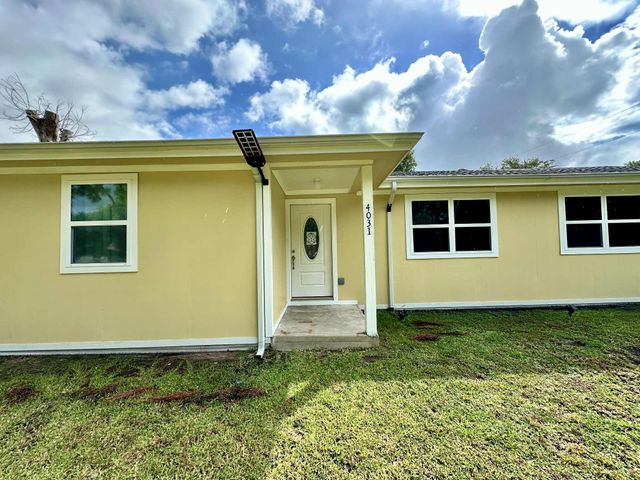 4031 Fairview Drive, Orange, TX 77630