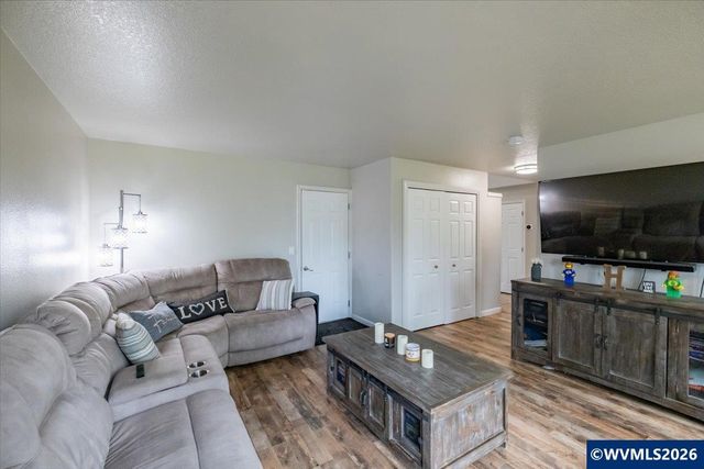 4165 Windy Av NE, Albany, OR 97322