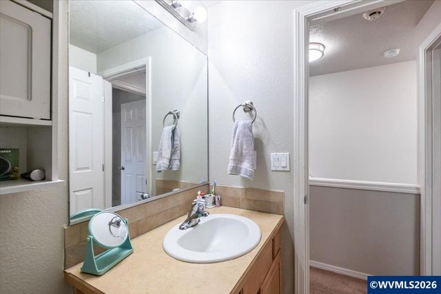 4165 Windy Av NE, Albany, OR 97322