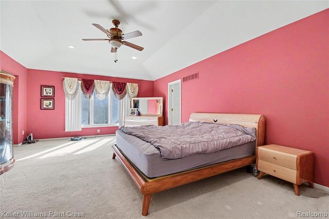 2146 Meadow Reed Drive, Sterling Heights, MI 48314