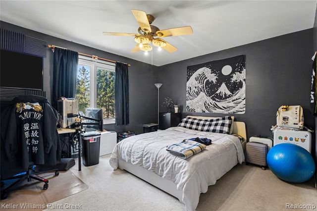 2146 Meadow Reed Drive, Sterling Heights, MI 48314