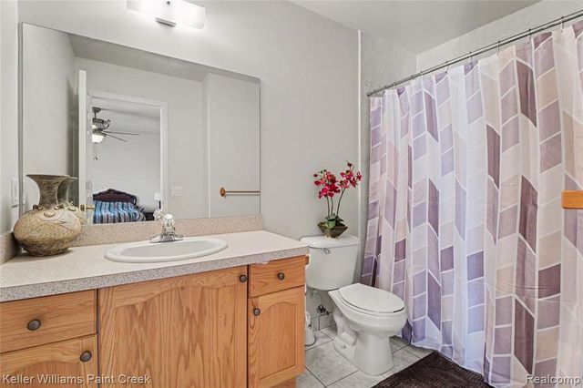 2146 Meadow Reed Drive, Sterling Heights, MI 48314