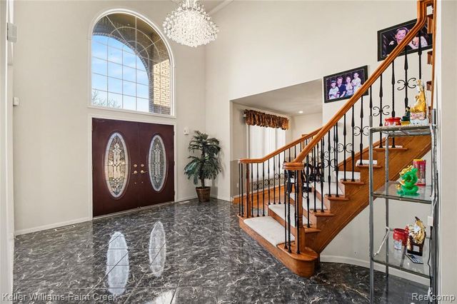 2146 Meadow Reed Drive, Sterling Heights, MI 48314