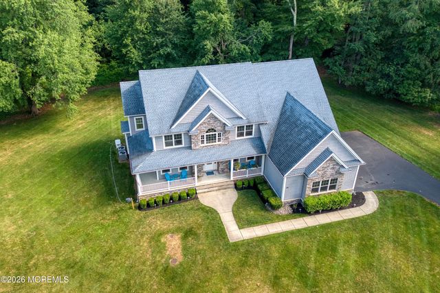 34 La Valley Drive, Manalapan, NJ 07726