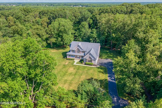 34 La Valley Drive, Manalapan, NJ 07726