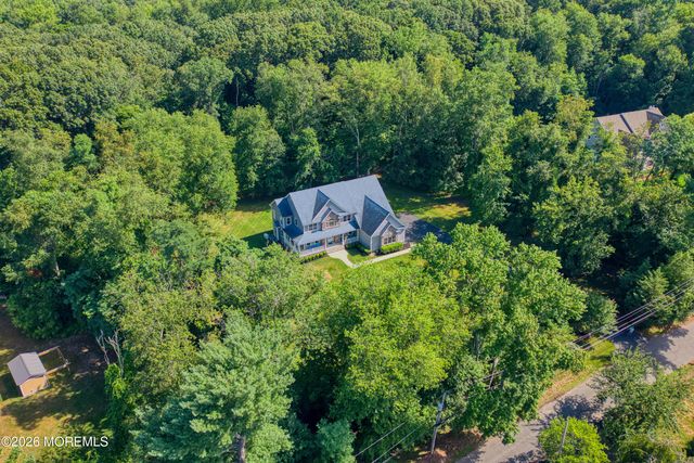 34 La Valley Drive, Manalapan, NJ 07726