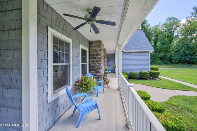 34 La Valley Drive, Manalapan, NJ 07726