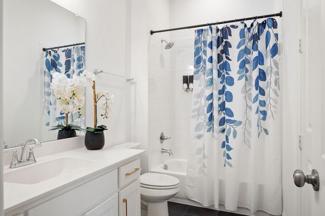 2011 Stargrass Road, Haslet, TX 76052