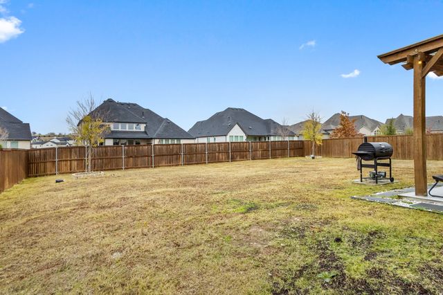 2011 Stargrass Road, Haslet, TX 76052