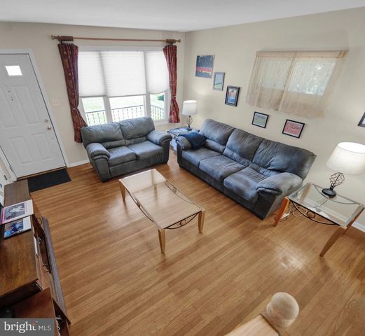 229 GREENE RD, Warminster, PA 18974